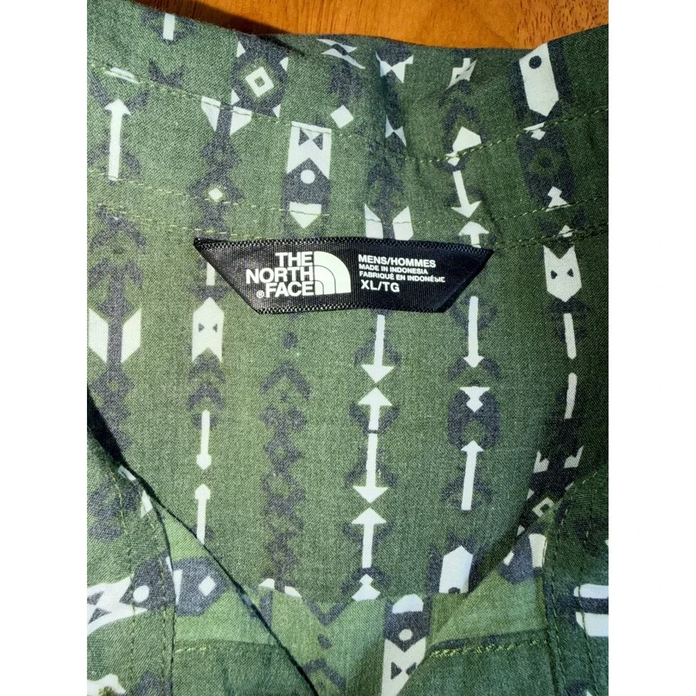 Lot of 3 The North Face Mens XL Short Sleeve Button Down Shirts Green White 485